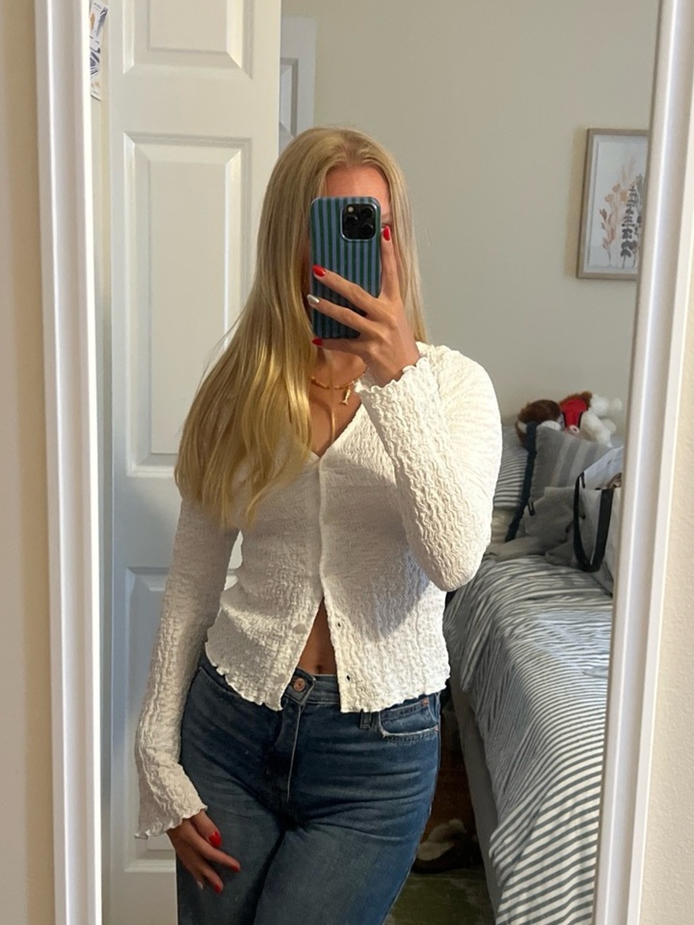 Francesca's Collections Cream Textured Long-Sleeve Button-Down Top